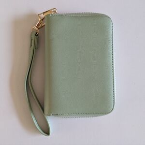 Matcha Wristlet